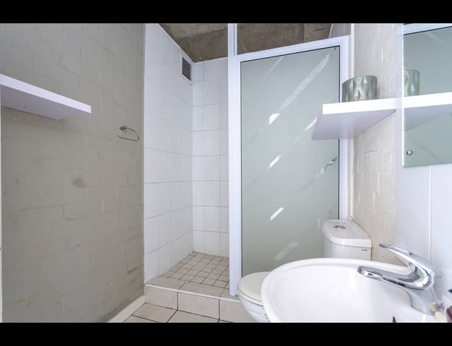 1 BEDROOM APARTMENT FOR SALE IN WOODSTOCK